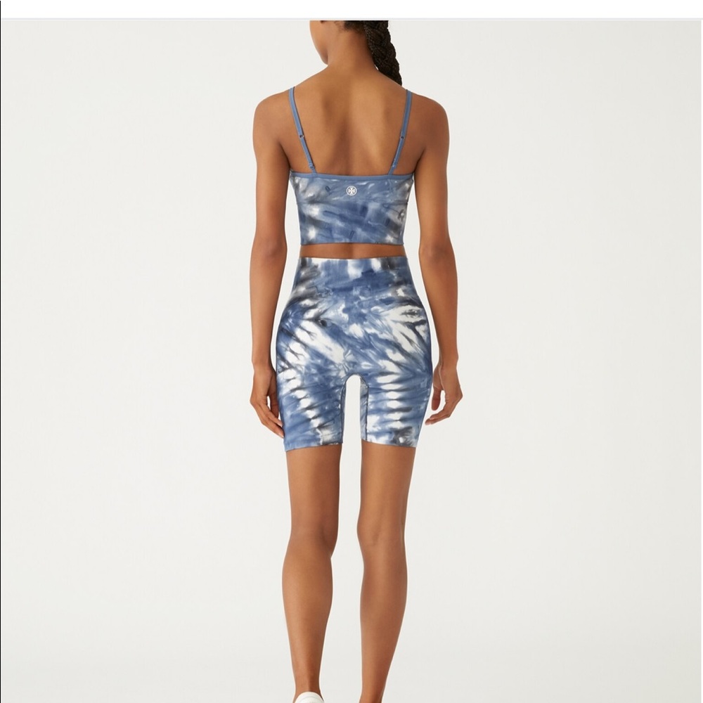 Tory Burch Sport Tie-Dye Seamless Long Bralette Style Number 78439 Athleisure - Picture 3 of 10